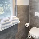 Reetgedecktes Traumhaus Mit Panorama-ostseeblick *