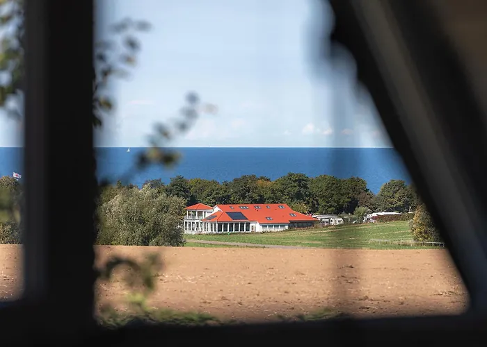 Σπίτι διακοπών Reetgedecktes Traumhaus Mit Panorama-ostseeblick *
