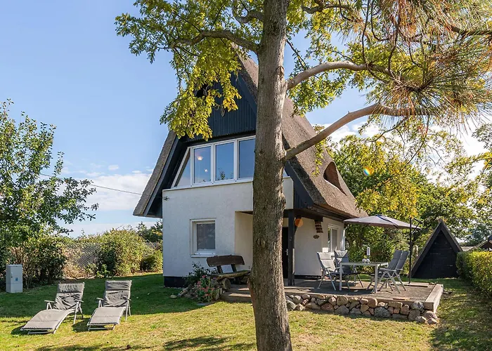 Reetgedecktes Traumhaus Mit Panorama-ostseeblick Σπίτι διακοπών *